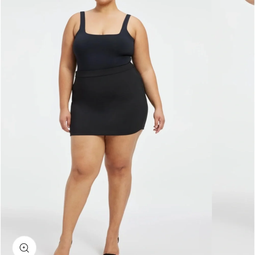 “Good American” brown (coco) scuba mini skirt; size 4/27; NWT - Picture 10 of 16